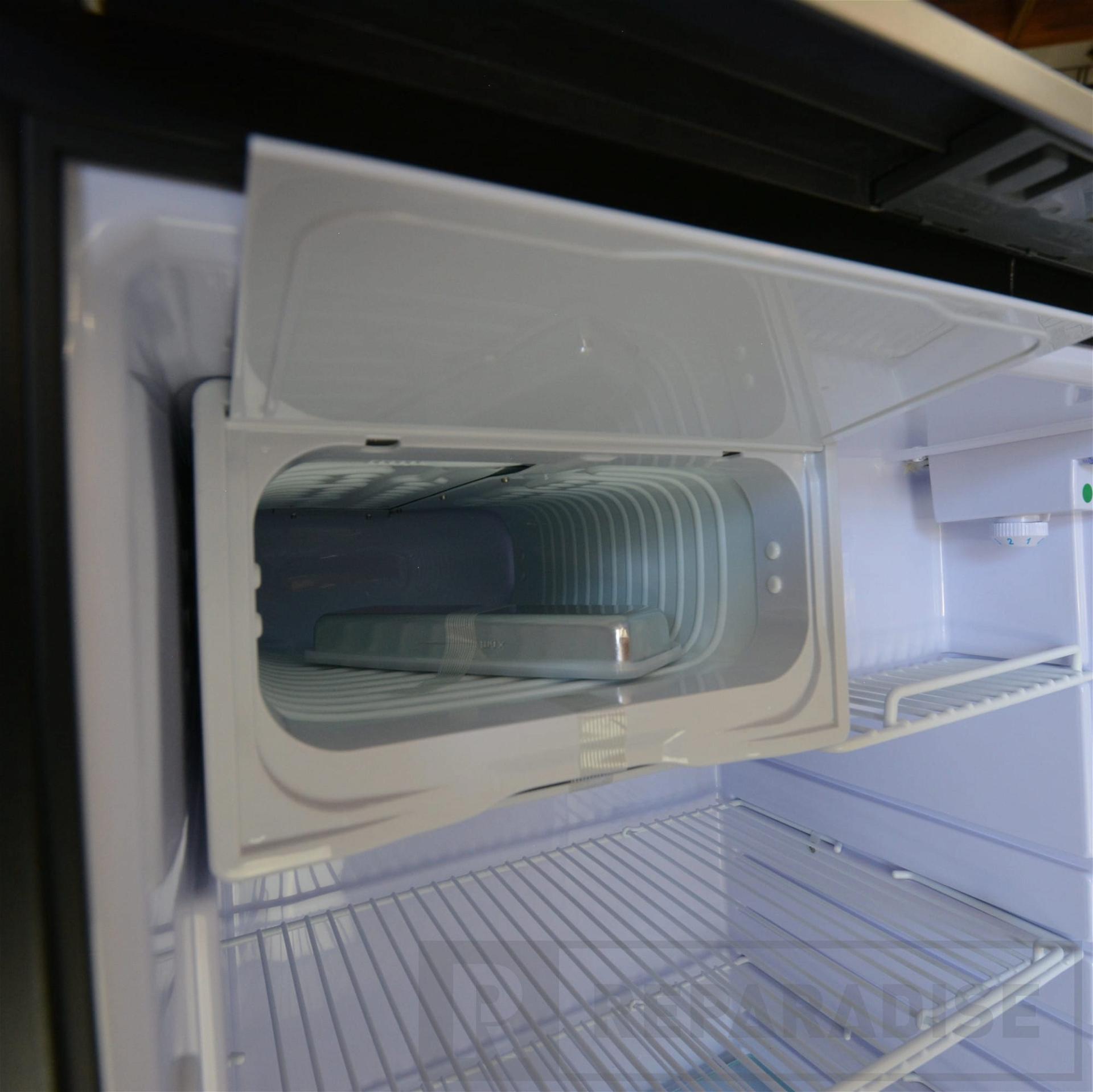 Isotherm Cruise 130 Elegance Refrigerator / Freezer - 4.6 Cu ft, Silver, AC/DC